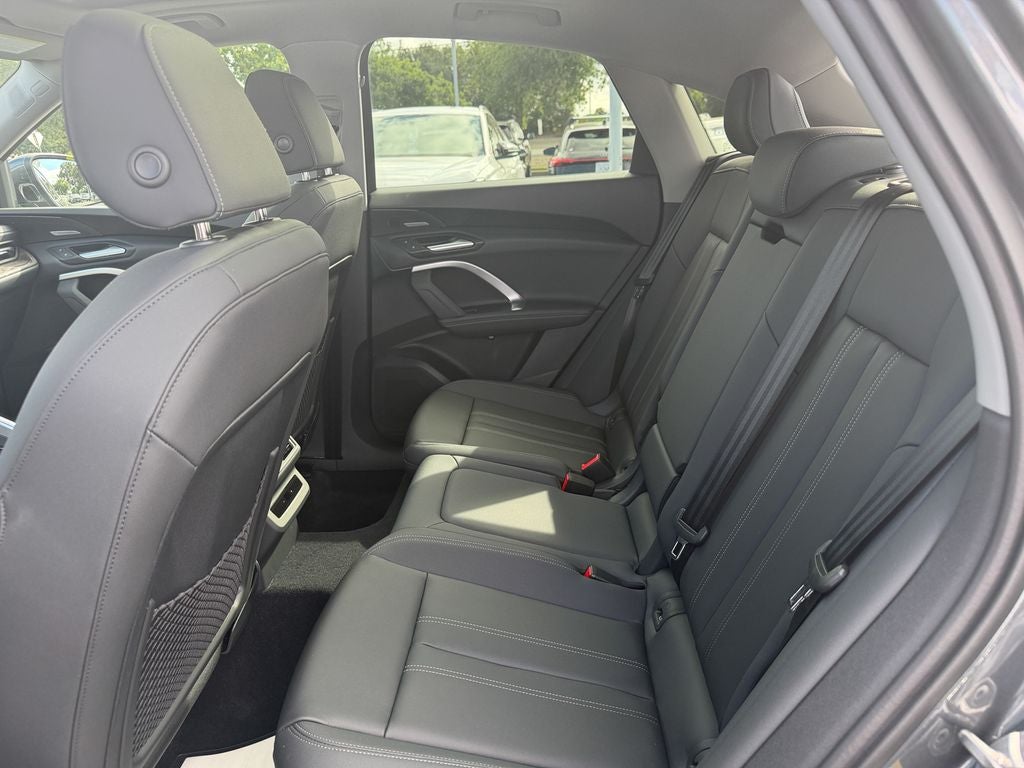 2026 Audi Q5 2.0T Premium Plus quattro