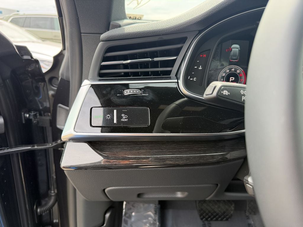 2026 Audi Q8 55 Premium Plus quattro