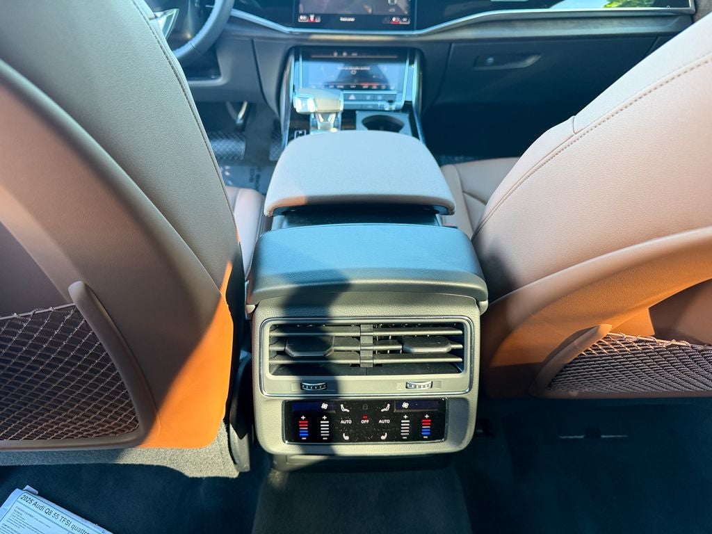 2025 Audi Q8 55 Premium Plus quattro