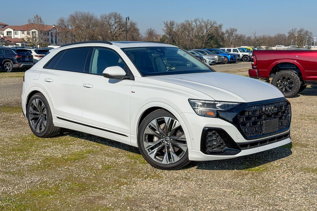 2025 Audi Q8 55 Premium Plus quattro