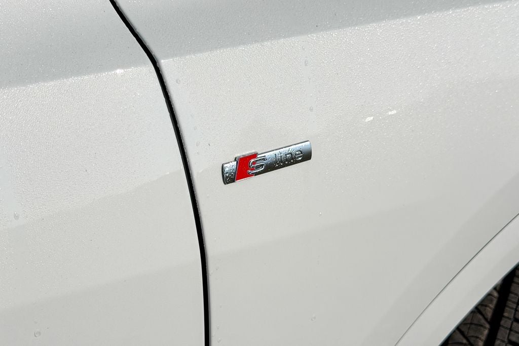 2025 Audi Q8 55 Premium Plus quattro