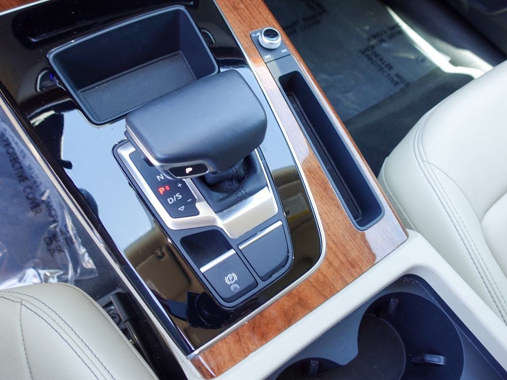 2023 Audi Q5 45 S line Premium quattro