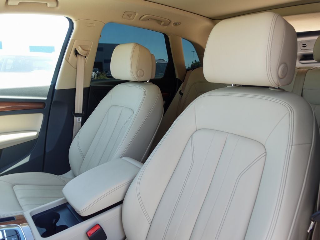 2023 Audi Q5 45 S line Premium quattro