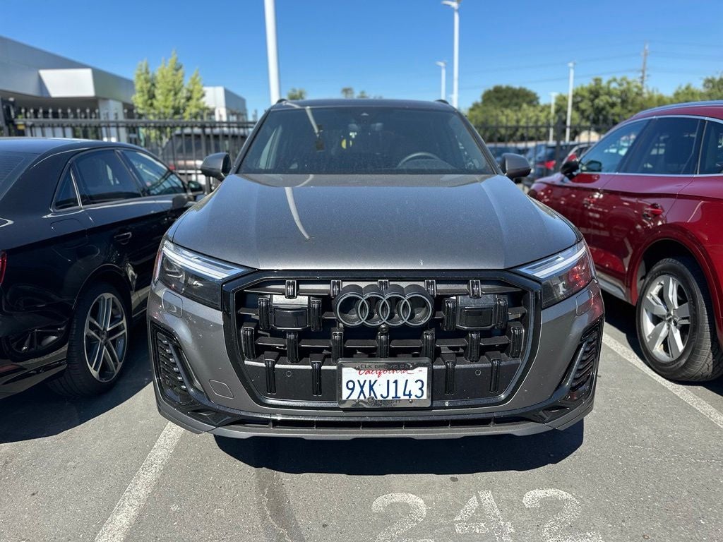 2025 Audi Q7 45 Premium Plus quattro
