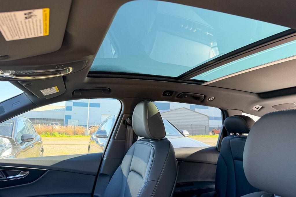 2025 Audi Q7 45 Premium Plus quattro