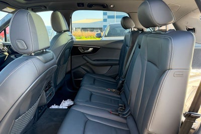2025 Audi Q7 45 Premium Plus quattro