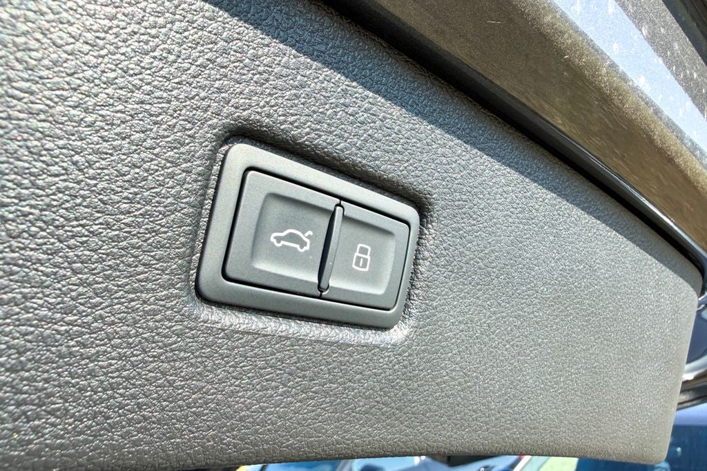 2025 Audi Q7 45 Premium Plus quattro