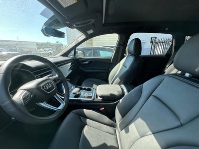 2025 Audi Q7 45 Premium Plus quattro