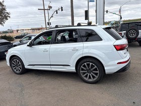 2023 Audi Q7 45 Premium Plus quattro