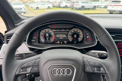 2025 Audi Q7 45 Premium Plus quattro