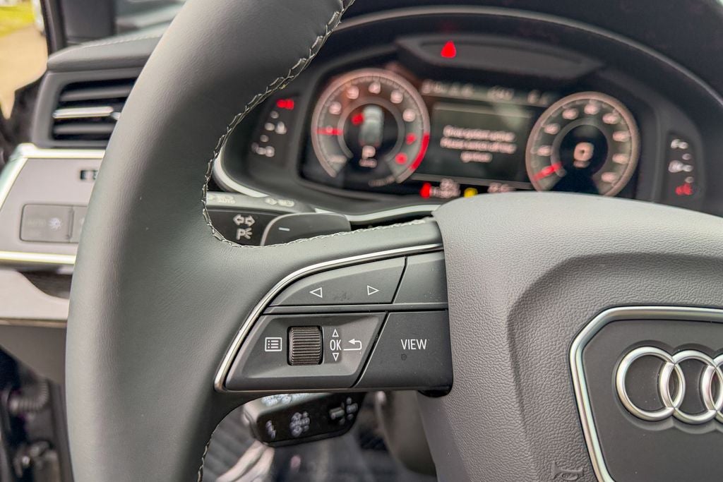 2025 Audi Q7 45 Premium Plus quattro