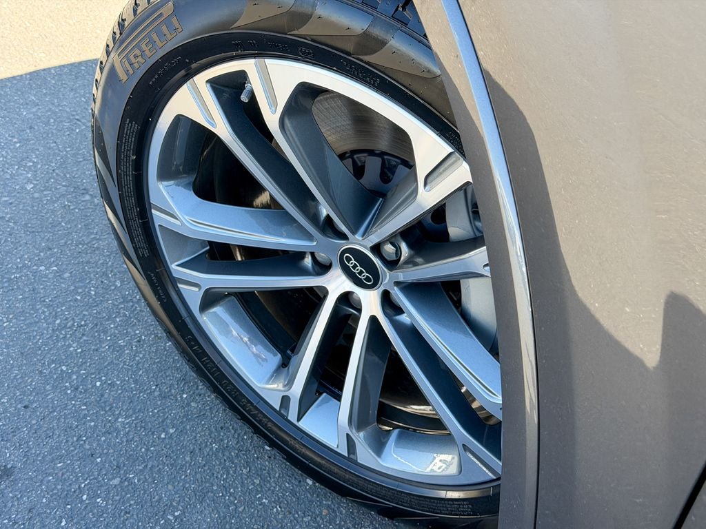 2026 Audi Q7 45 Premium Plus quattro