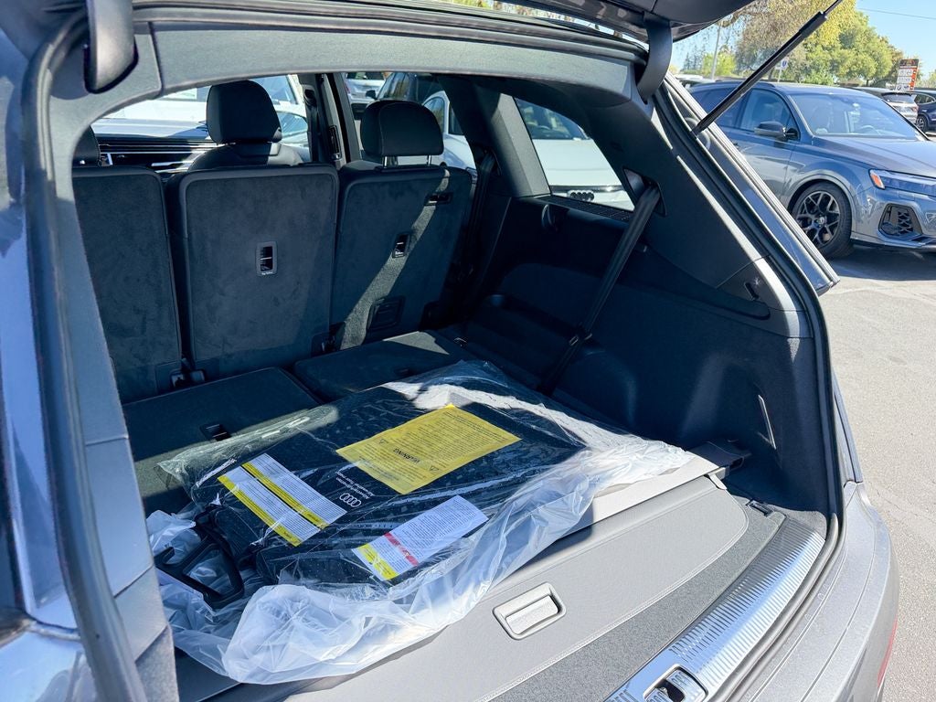 2026 Audi Q7 45 Premium Plus quattro