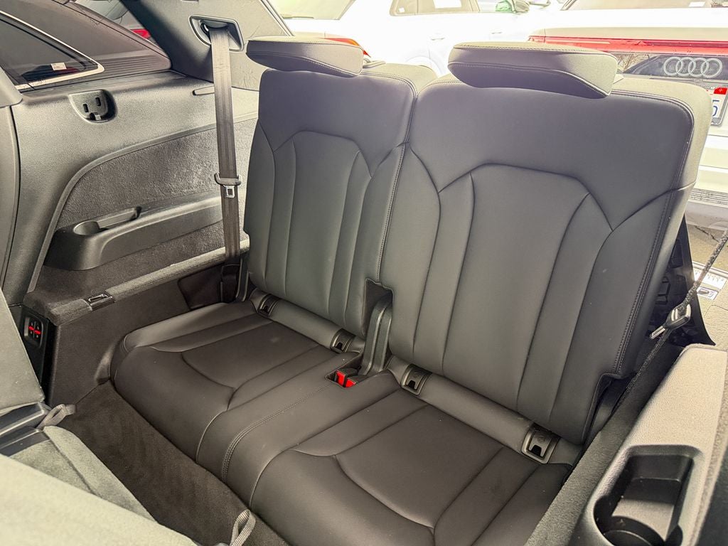 2025 Audi Q7 45 Premium Plus quattro