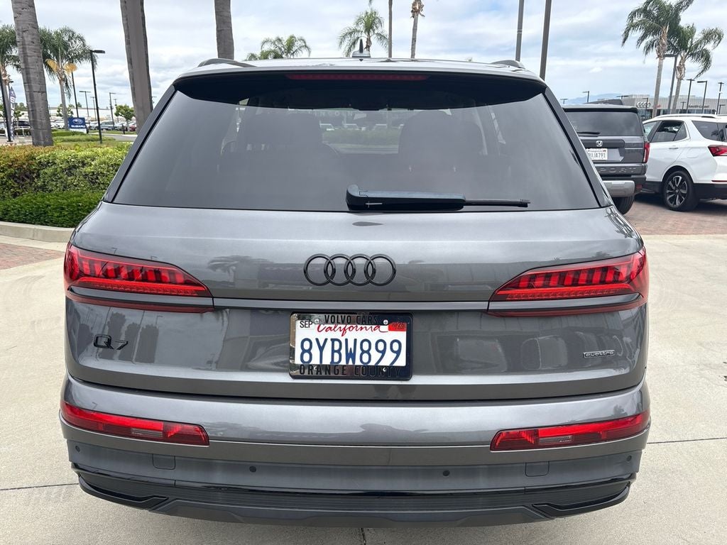 2022 Audi Q7 45 Premium Plus quattro