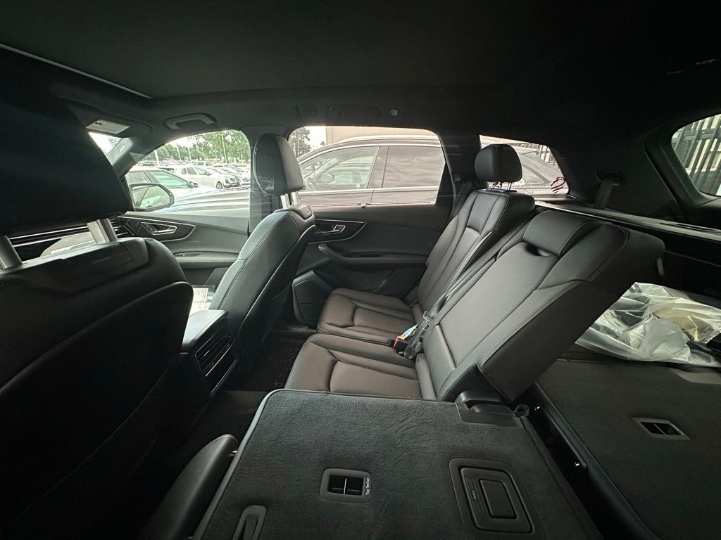 2025 Audi Q7 55 Premium Plus quattro