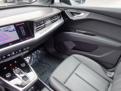 2024 Audi Q4 e-tron Prestige quattro