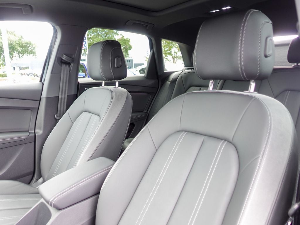 2024 Audi Q4 e-tron Prestige quattro