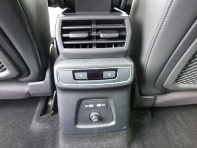 2024 Audi Q4 e-tron Prestige quattro