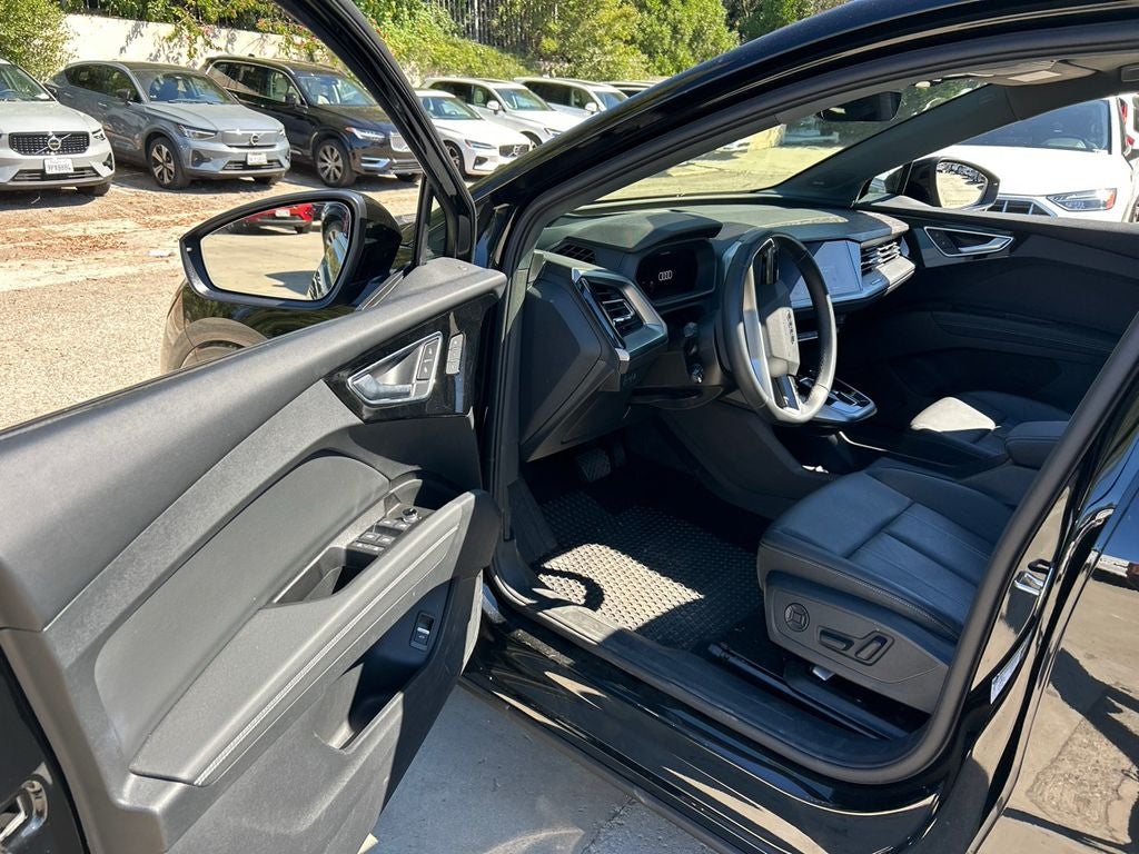 2024 Audi Q4 e-tron Prestige quattro