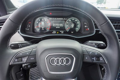 2025 Audi Q7 55 Prestige quattro