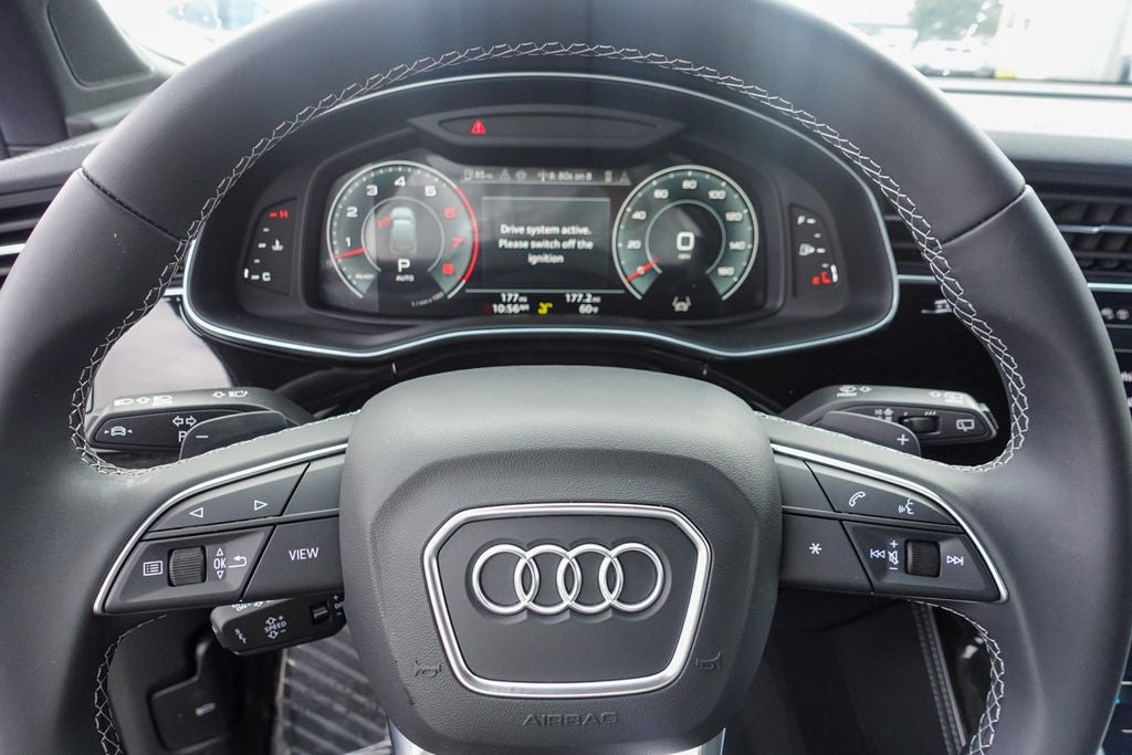 2025 Audi Q7 55 Prestige quattro