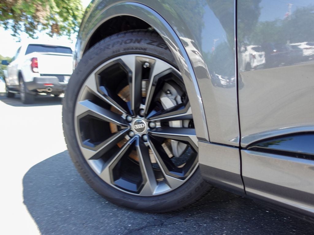 2025 Audi Q7 55 Prestige quattro