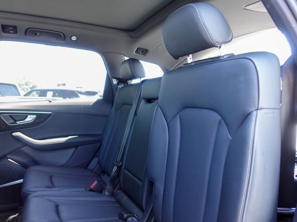 2025 Audi Q7 55 Prestige quattro