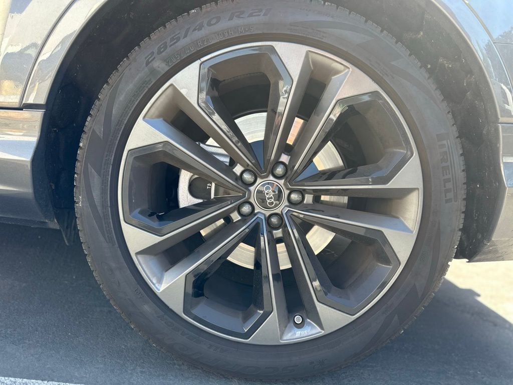 2025 Audi Q7 55 Prestige quattro