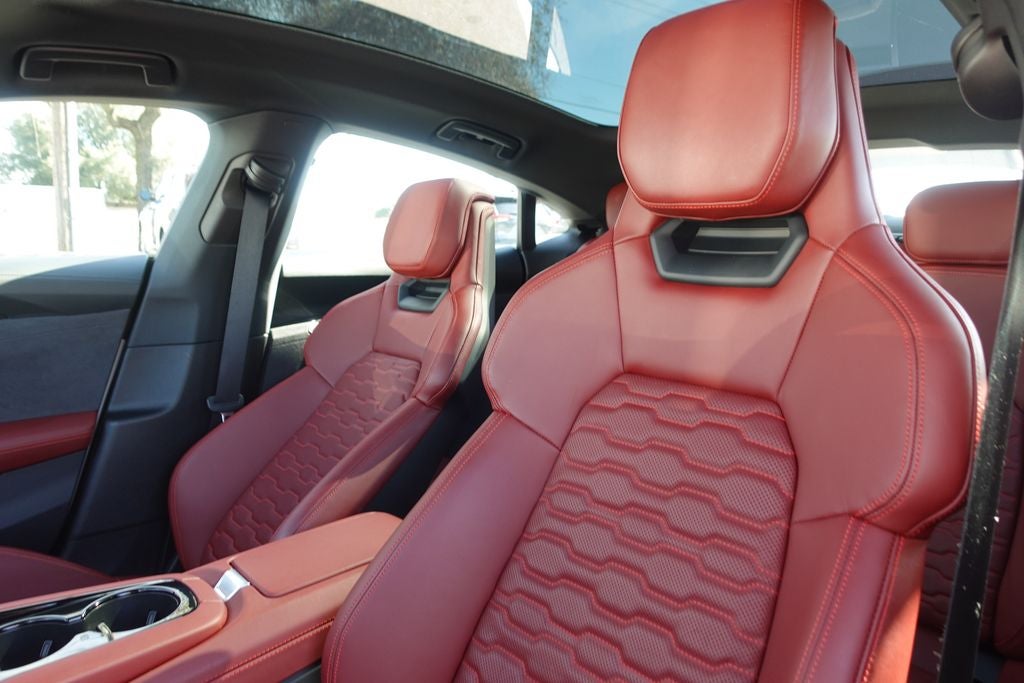 2024 Audi e-tron GT Premium Plus quattro