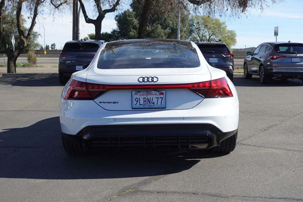 2024 Audi e-tron GT Premium Plus quattro