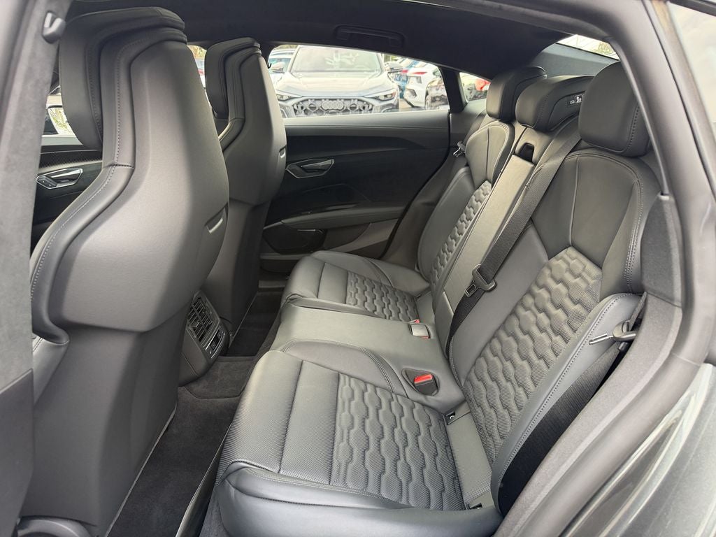 2026 Audi RS e-tron GT performance Base quattro