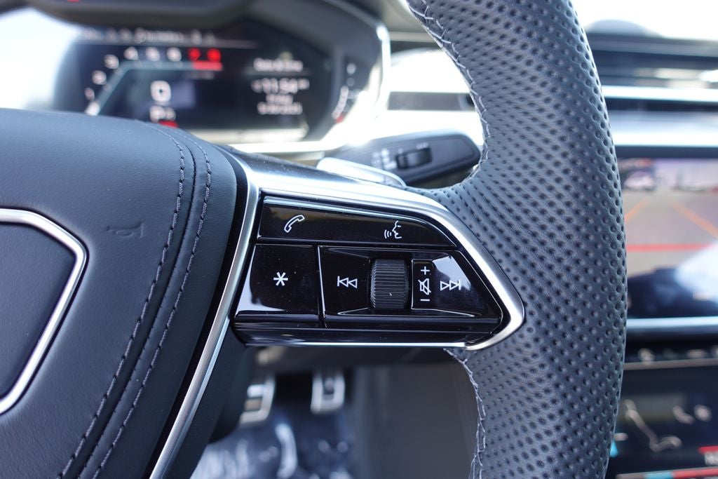 2025 Audi S8 4.0T quattro