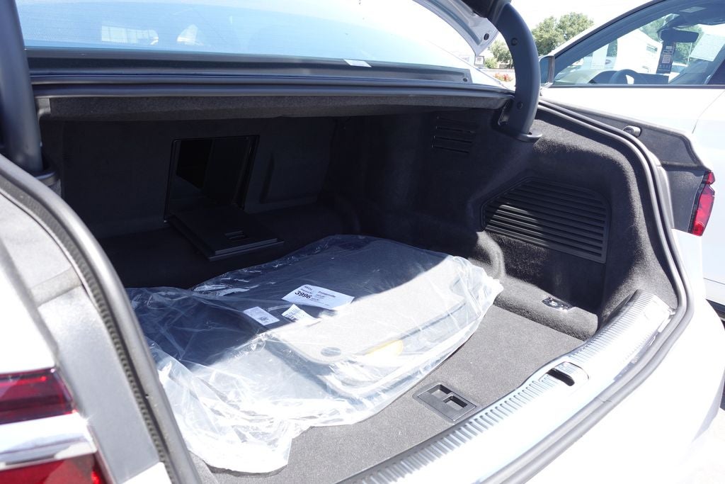 2025 Audi S8 4.0T quattro