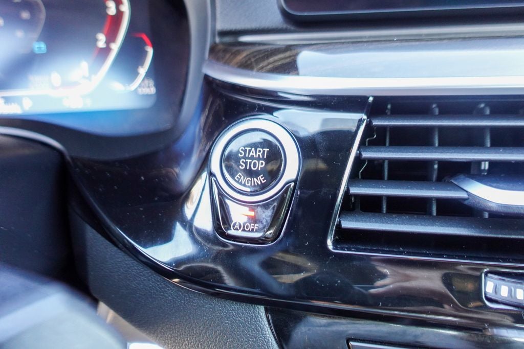 2021 BMW 5 Series 530i