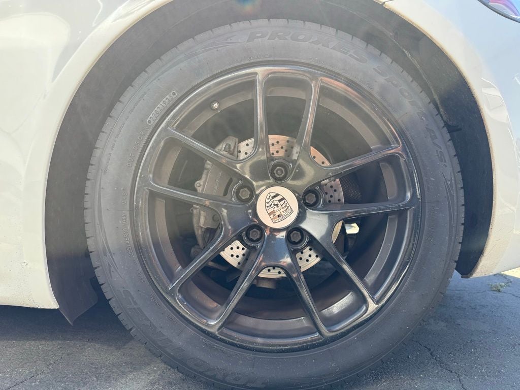 2018 Porsche 718 Cayman Base