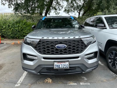 2024 Ford Explorer ST-Line