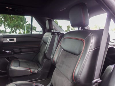2024 Ford Explorer ST-Line