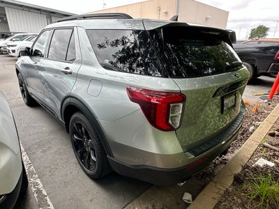 2024 Ford Explorer ST-Line