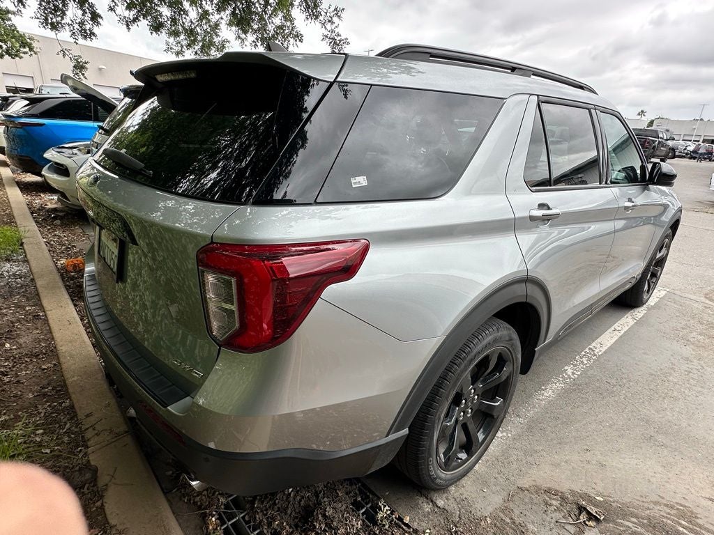 2024 Ford Explorer ST-Line