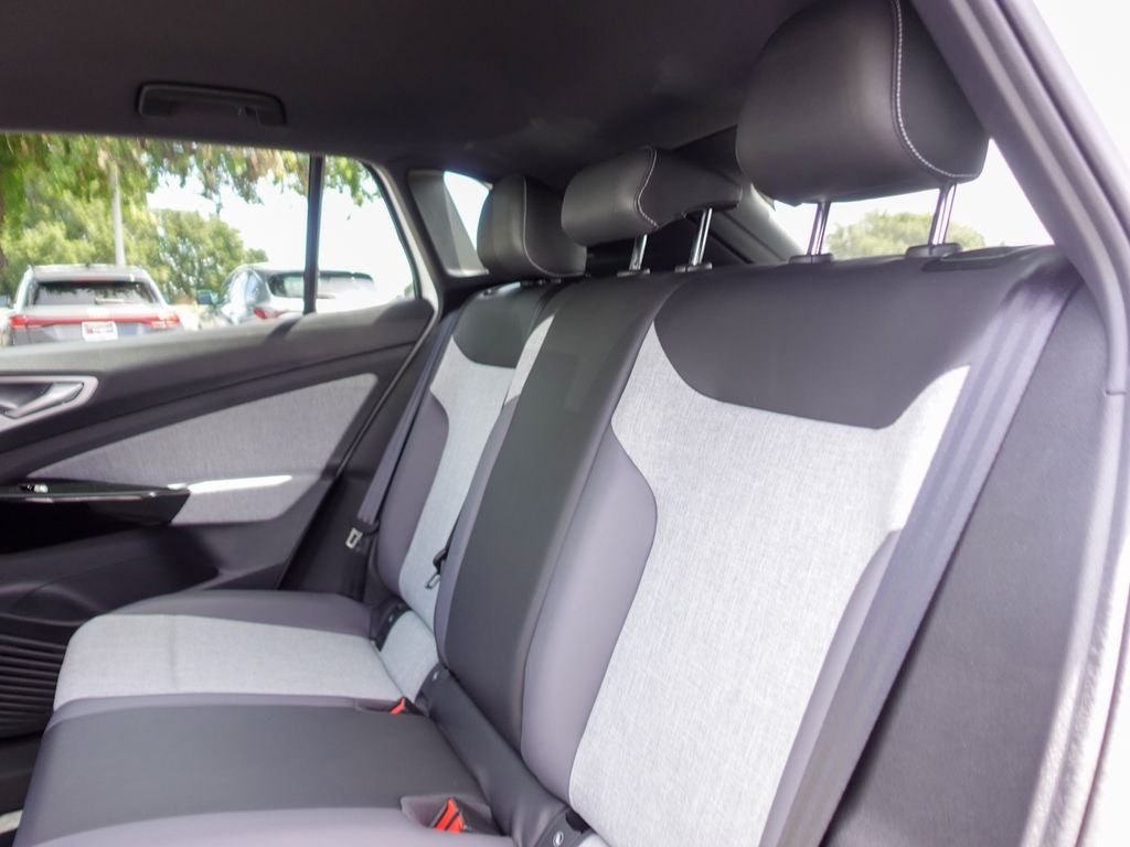 2024 Volkswagen ID.4 Standard