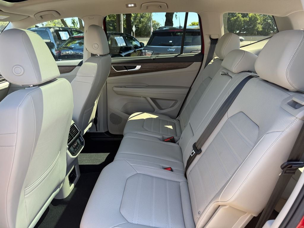 2025 Volkswagen Atlas 2.0T SEL