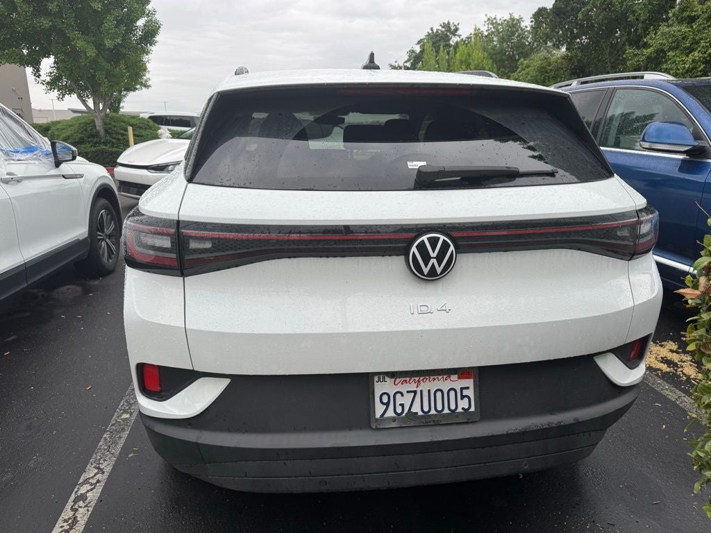 2023 Volkswagen ID.4 Pro