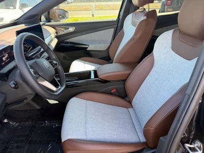 2023 Volkswagen ID.4 Pro
