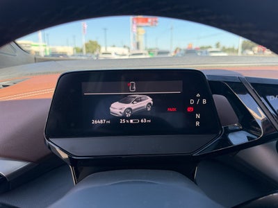 2023 Volkswagen ID.4 Pro