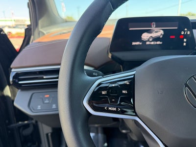 2023 Volkswagen ID.4 Pro