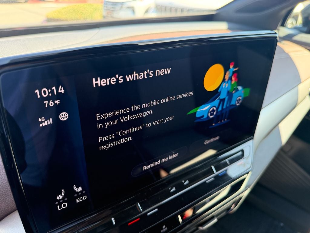 2023 Volkswagen ID.4 Pro