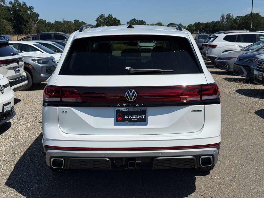 2026 Volkswagen Atlas 2.0T Peak Edition