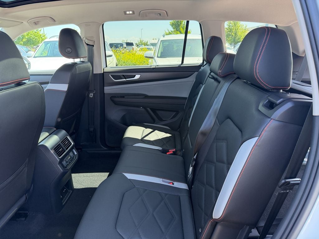 2026 Volkswagen Atlas 2.0T Peak Edition