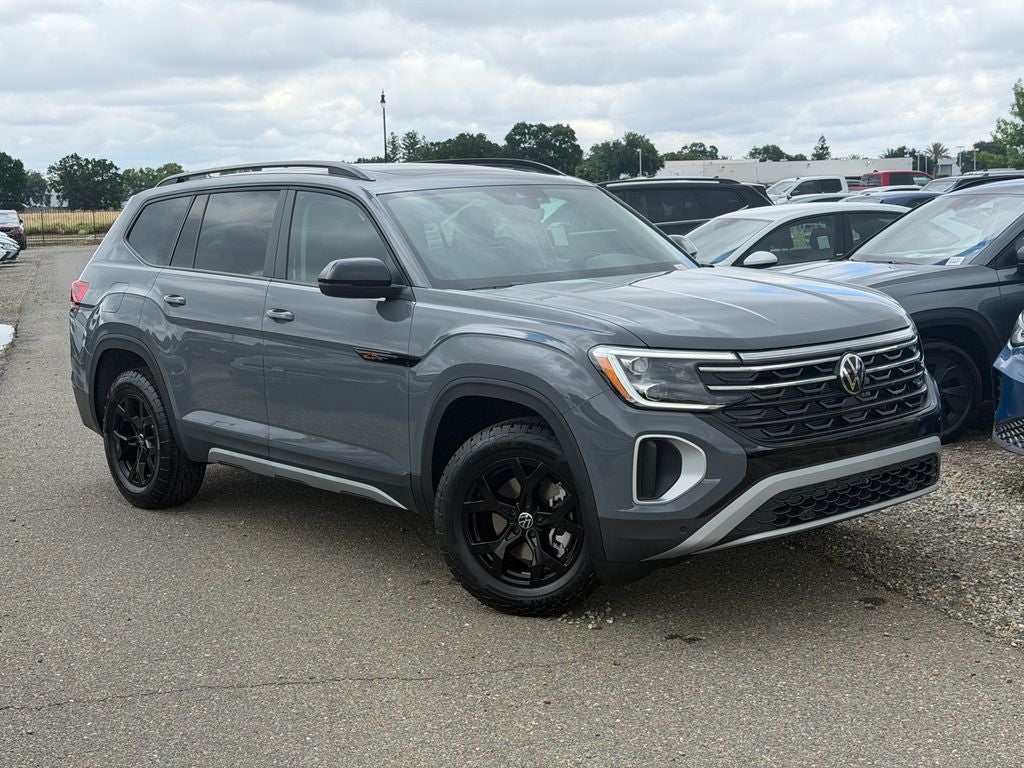 2026 Volkswagen Atlas 2.0T Peak Edition